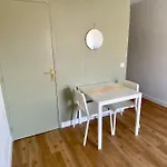 1 Piece, Hyper Centre, Grosse Horloge Apartamento *