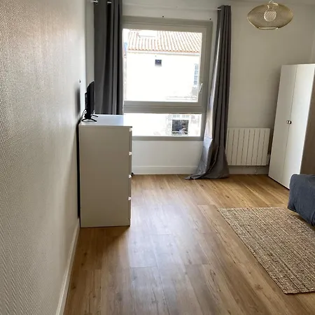 Apartment 1 Piece, Hyper Centre, Grosse Horloge *