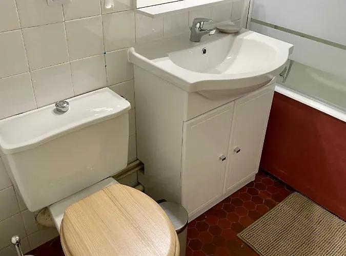 Appartement 1 Pièce, Hyper Centre, Grosse Horloge